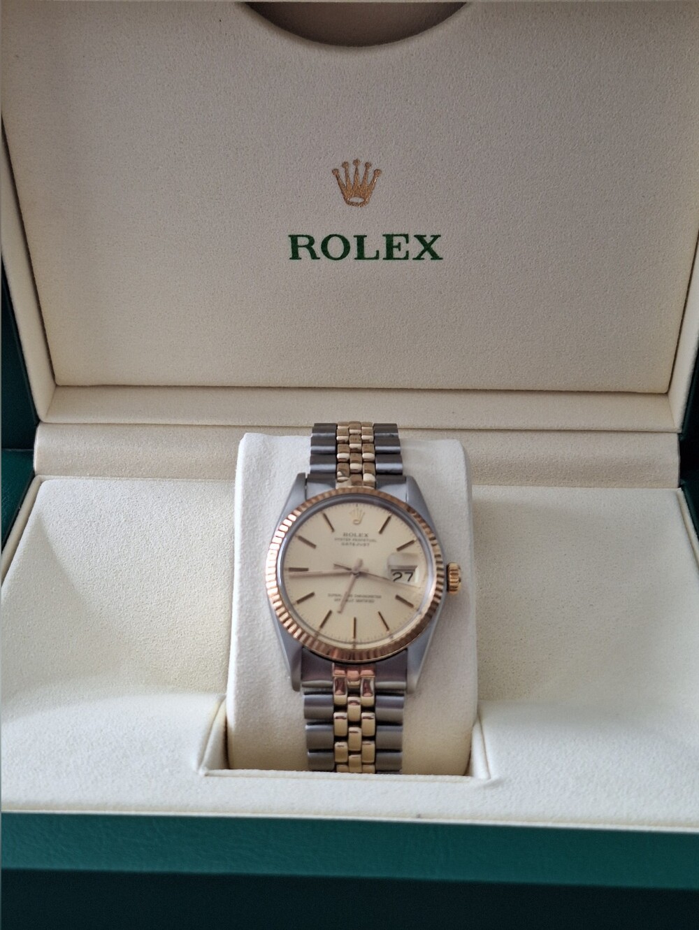 Rolex Oyster Perpetual Datejust Watch - Picture 2 of 13